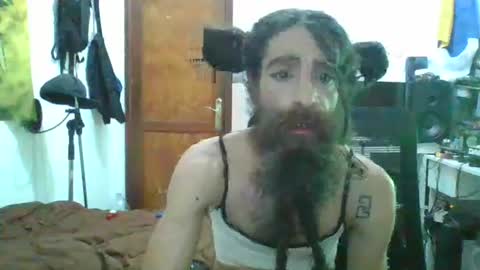 willy online show from October 12, 8:30 pm