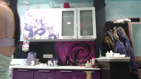 Snapshot of smile_cute_fox chatting on December 7, 6:04 pm smile_cute_fox online show from December 7, 6:04 pm