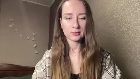 smilequeen_ online show from October 14, 5:47 pm