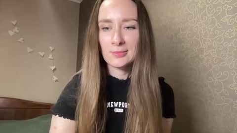 smilequeen_ online show from October 16, 6:42 pm