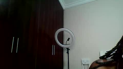 Smiley chocolate online show from February 9, 9:19 pm