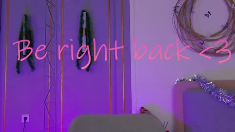 Mia online show from January 16, 11:15 am