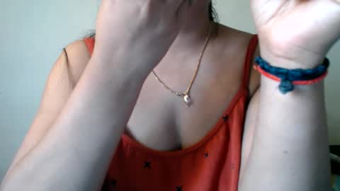 Snapshot of smiley_queen99 chatting on June 8, 9:42 am smiley online show from June 8, 9:42 am