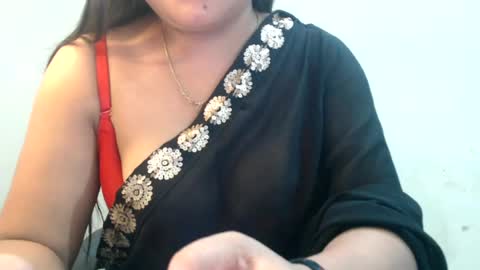 Snapshot of smiley_queen99 chatting on August 6, 3:14 pm smiley online show from August 6, 3:14 pm