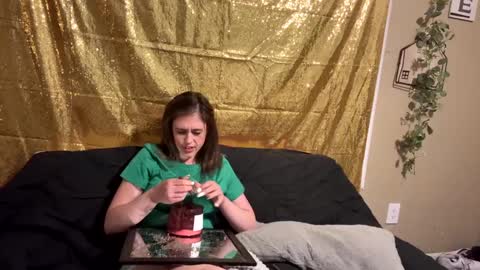 Smiley Mylie online show from February 28, 4:21 am