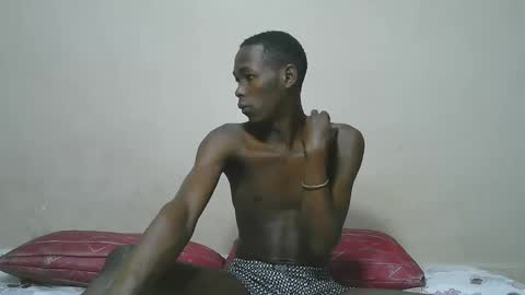 smilzzz online show from April 19, 4:56 am