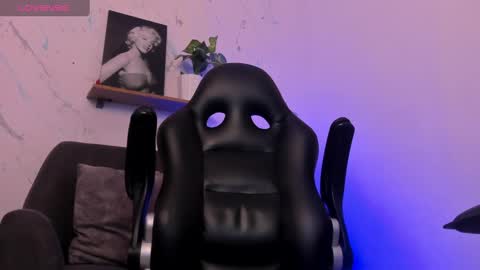 SMIT  online show from February 18, 8:36 pm