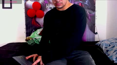 dani online show from March 25, 3:01 am