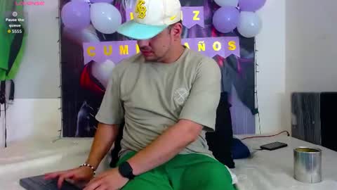 dani online show from July 17, 2:51 am