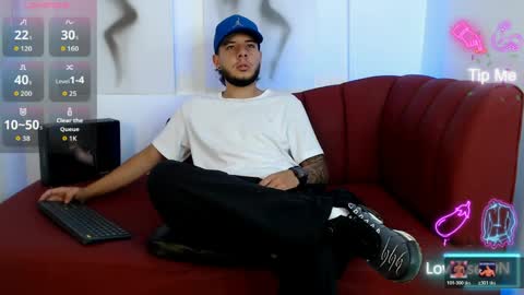 777 online show from March 31, 1:18 am