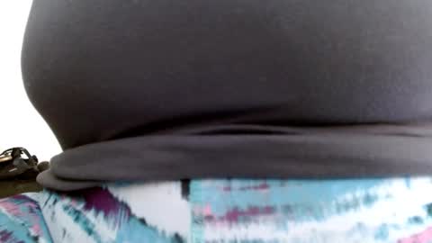 Smithdara online show from October 22, 7:02 pm