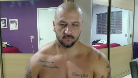 Snapshot of smithduke chatting on February 7, 3:01 am smithduke online show from February 7, 3:01 am