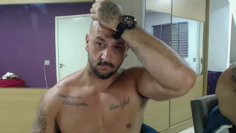 Snapshot of smithduke chatting on February 18, 10:36 pm smithduke online show from February 18, 10:36 pm