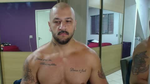 Snapshot of smithduke chatting on March 1, 11:28 am smithduke online show from March 1, 11:28 am