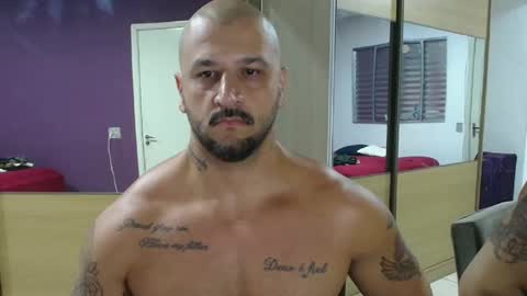 Snapshot of smithduke chatting on March 1, 10:53 pm smithduke online show from March 1, 10:53 pm