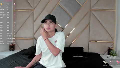 Snapshot of smithjay_ chatting on December 11, 12:23 pm Smith Jay online show from December 11, 12:23 pm