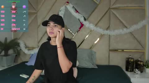 Snapshot of smithjay_ chatting on December 17, 12:33 pm Smith Jay online show from December 17, 12:33 pm