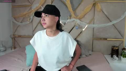 Snapshot of smithjay_ chatting on January 3, 12:08 pm Smith Jay online show from January 3, 12:08 pm