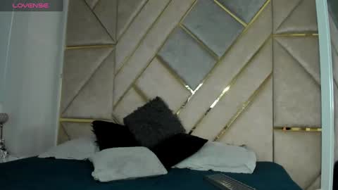 Snapshot of smithjay_ chatting on February 22, 12:40 pm Smith Jay online show from February 22, 12:40 pm