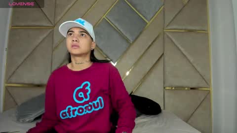 Snapshot of smithjay_ chatting on February 24, 12:37 pm Smith Jay online show from February 24, 12:37 pm