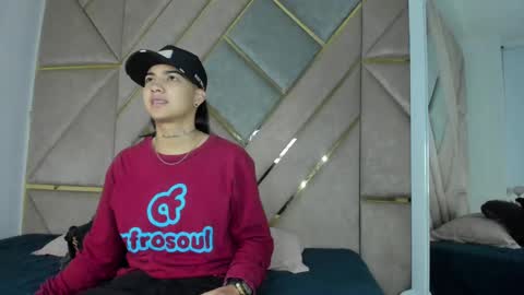 Snapshot of smithjay_ chatting on March 5, 12:33 pm Smith Jay online show from March 5, 12:33 pm