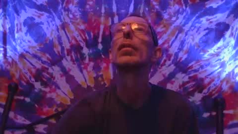 smoke-4-me online show from June 4, 2:39 am