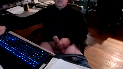 Snapshot of smly chatting on November 13, 8:30 pm smly online show from November 13, 8:30 pm