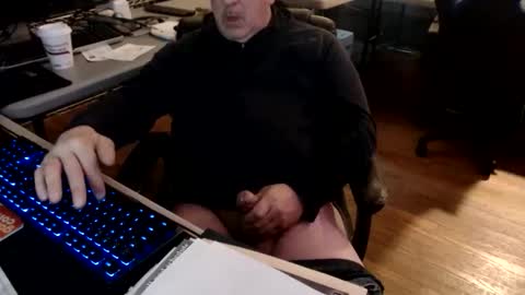 Snapshot of smly chatting on January 9, 6:53 pm smly online show from January 9, 6:53 pm