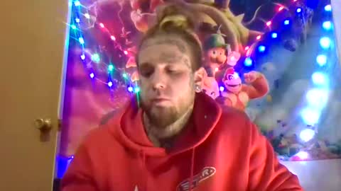 smoke online show from January 12, 4:40 pm