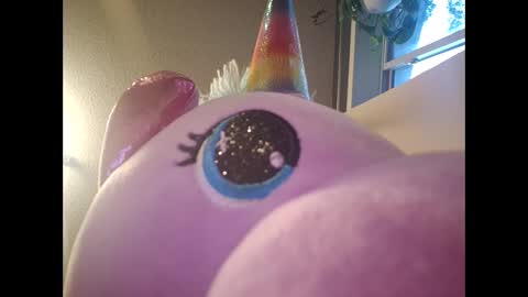 love bug online show from September 19, 11:49 pm