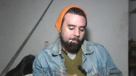 Snapshot of smokers_lounge chatting on July 20, 2:37 am smokers_lounge online show from July 20, 2:37 am
