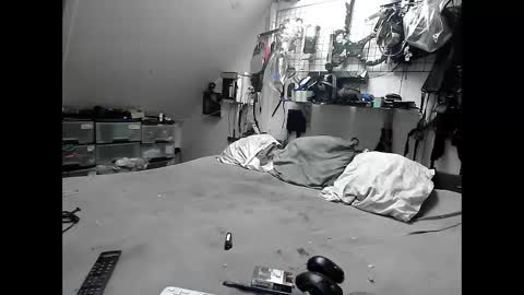 Snapshot of smokeslut365 chatting on January 24, 5:31 am smokeslut365 online show from January 24, 5:31 am