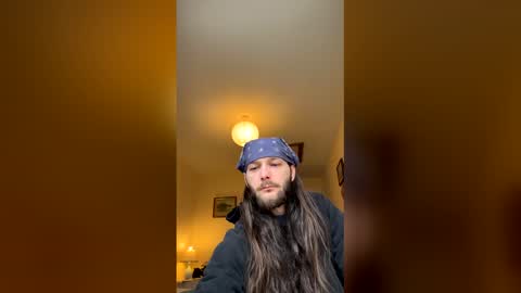 smokeupherb online show from December 14, 11:15 am