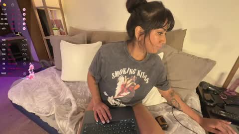 Carolina online show from November 8, 2:45 am