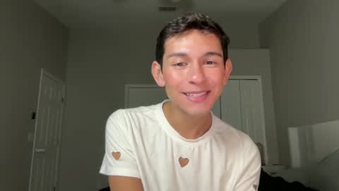 Snapshot of smoothlatintwinkk chatting on September 29, 11:53 pm Damien Grey online show from September 29, 11:53 pm