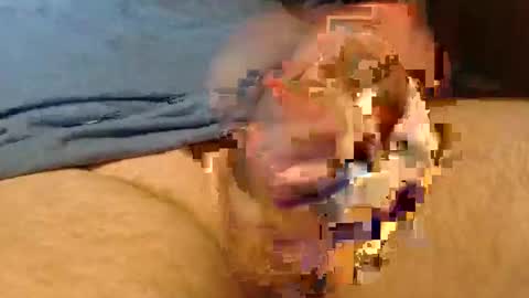 Snapshot of sn0man69 chatting on March 10, 12:40 am sn0man69 online show from March 10, 12:40 am