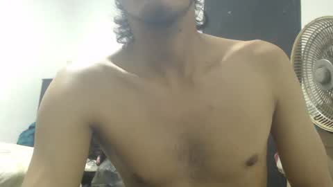 snackontime19 online show from October 28, 6:06 am