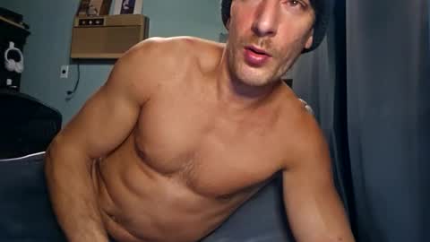 Snackyyyy online show from April 11, 12:26 am