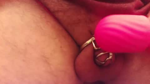 Snapshot of snakepit31 chatting on May 2, 8:58 pm Sissy Boy online show from May 2, 8:58 pm