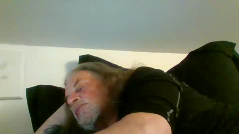 snap2play online show from February 2, 1:26 am