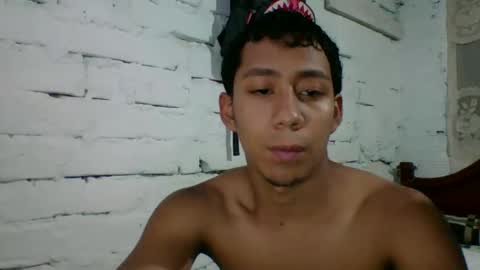 Snapshot of snoobmaster777 chatting on April 7, 9:26 pm Snoob Master 777 online show from April 7, 9:26 pm