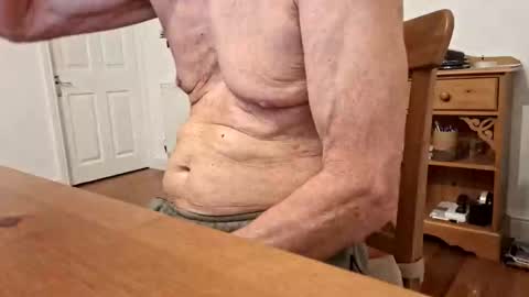 Snooty online show from October 17, 8:55 pm