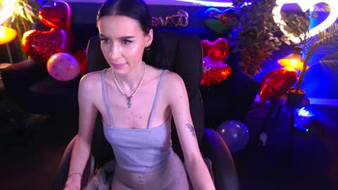 snow_whiteeex online show from February 5, 5:31 pm