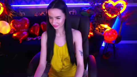 snow_whiteeex online show from February 11, 2:24 pm