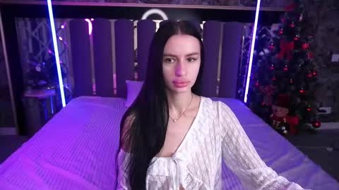 snow_whiteeex online show from January 10, 6:37 am