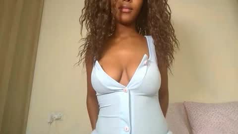 Snapshot of snowfox254 chatting on September 15, 7:36 pm snowfox254 online show from September 15, 7:36 pm