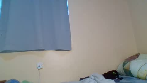 Snowie eyes online show from November 14, 1:32 pm