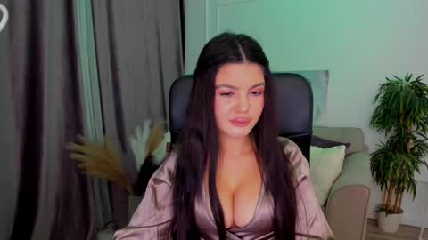 snowingwinter online show from February 10, 8:10 pm