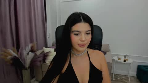 snowingwinter online show from February 15, 6:44 am