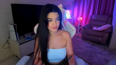 snowingwinter online show from September 22, 8:00 pm